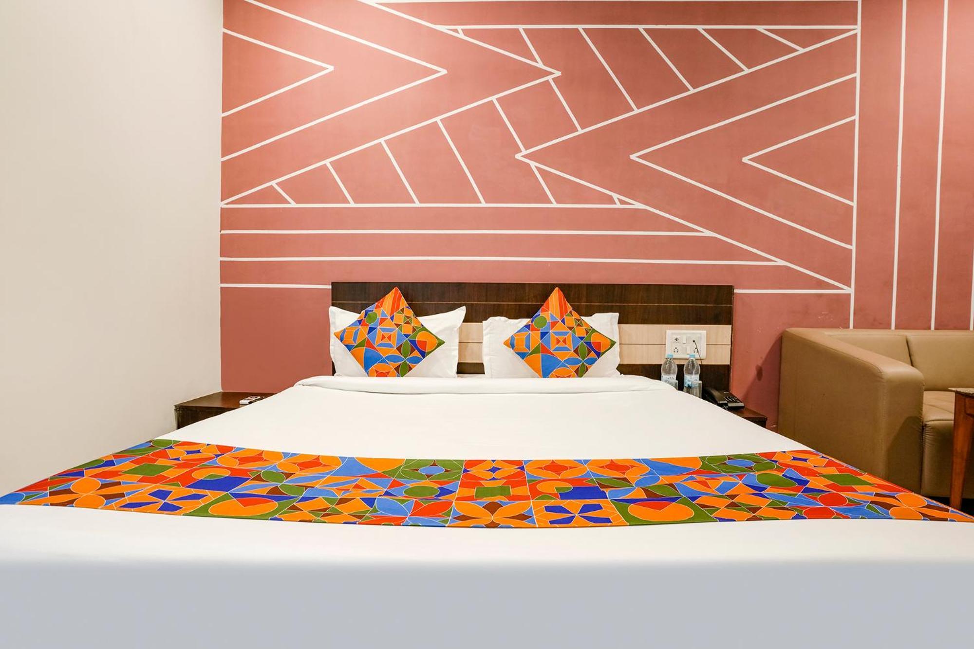 Fabhotel Rajmandir Bhatha Eksteriør billede